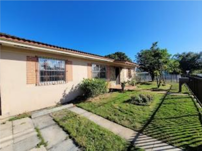 5451 SW 5th Terrace in Coral Gables, FL - Building Photo - Building Photo