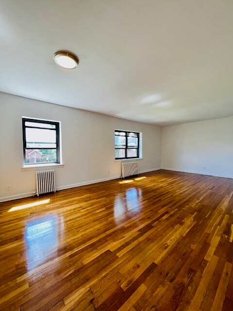 118 Washington Ave, Unit top floor in Rutherford, NJ - Building Photo