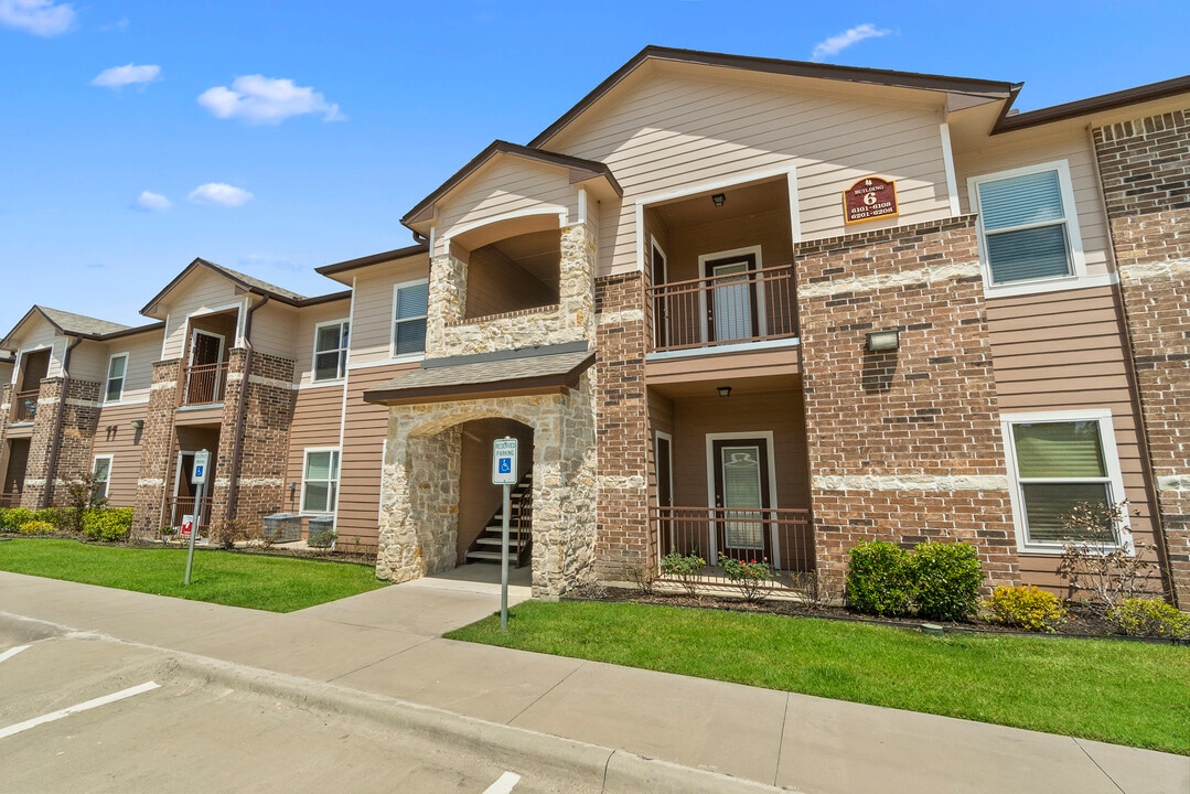 Cypress Creek Apartments in Mount Pleasant, TX - Foto de edificio