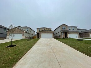 13014 Candace Wy in Saint Hedwig, TX - Building Photo - Building Photo