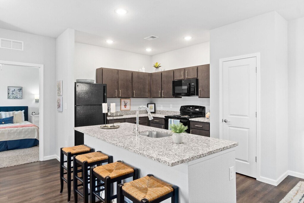 Highview Pointe Apartments in Louisville, KY