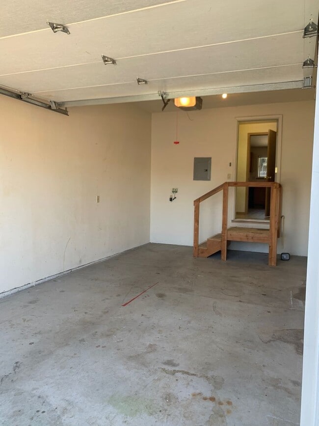 2806 SW Salmon Ave in Redmond, OR - Building Photo - Building Photo