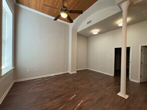 476 Poplar St in Macon, GA - Building Photo - Building Photo
