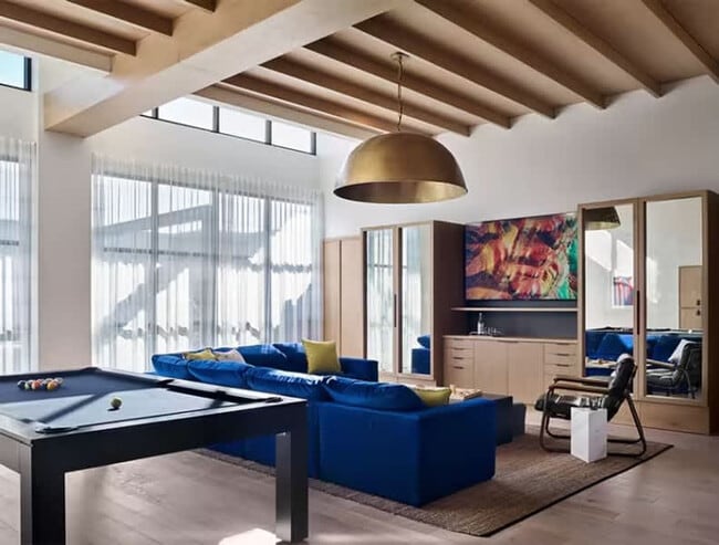 1050 Howell Mill Rd NW in Atlanta, GA - Building Photo - Building Photo