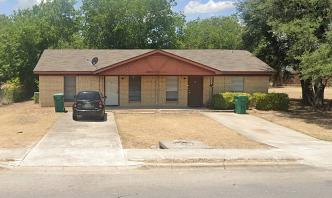 1506 Indian Trail