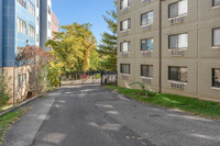 Parkway House Apartments in Washington, DC - Building Photo - Building Photo