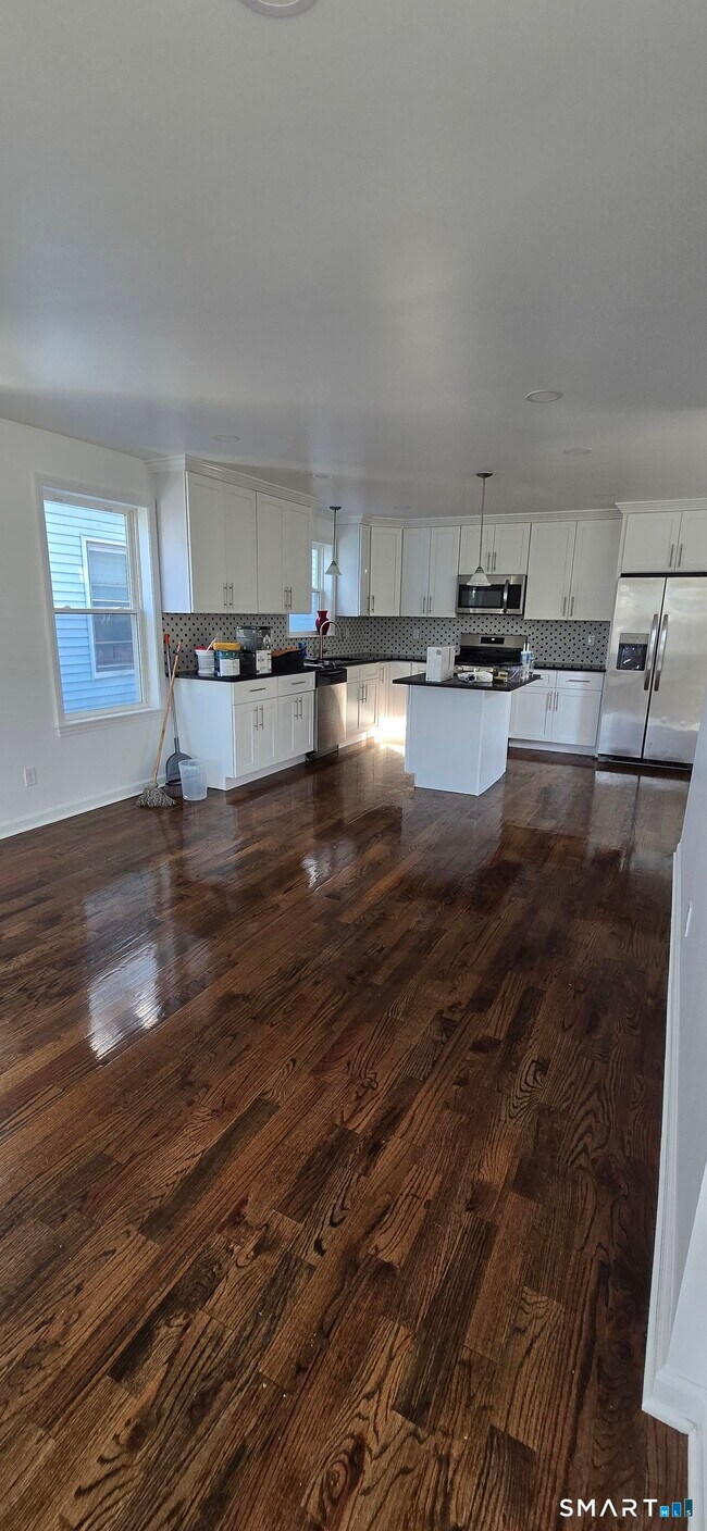 99 Johnson St in Bridgeport, CT - Building Photo - Building Photo