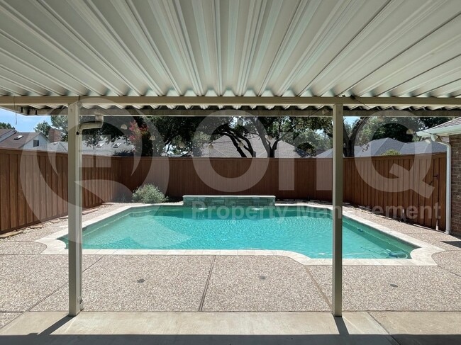 property at 2030 Lansdown Dr