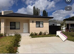 915 NW 104th St in Miami, FL - Building Photo
