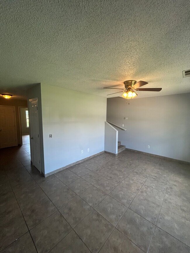 3402 SW Victoria Pl in Bentonville, AR - Building Photo - Building Photo
