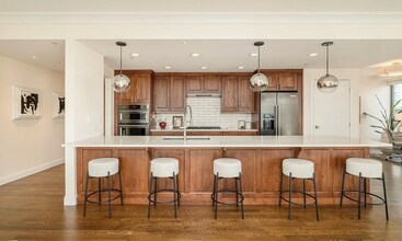 1590 Little Raven St, Unit 803 in Denver, CO - Foto de edificio - Building Photo