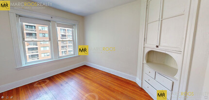 15 Mount Hood Rd, Unit 5 in Boston, MA - Building Photo - Building Photo