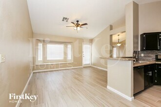 3312 Hyannis Cir in Las Vegas, NV - Building Photo - Building Photo