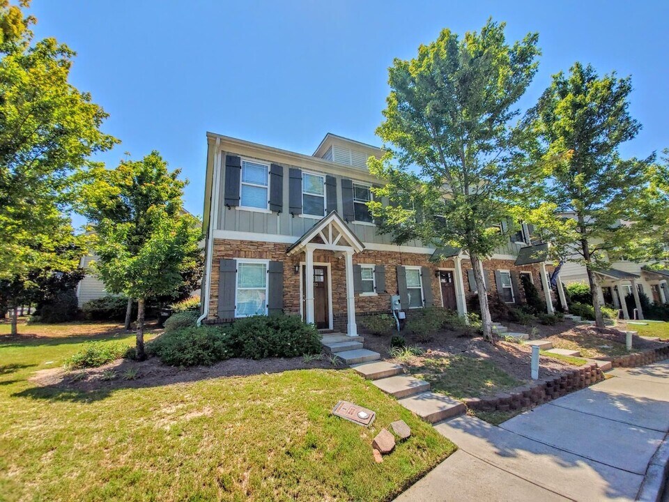 203 Oconee River Cir in Athens, GA - Building Photo