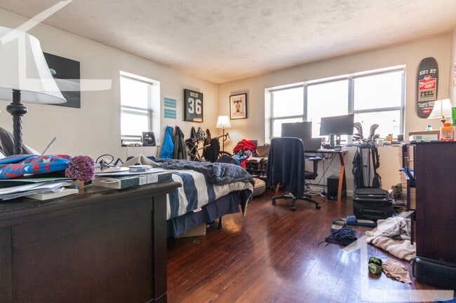 317 Summit Ave in Boston, MA - Building Photo - Building Photo