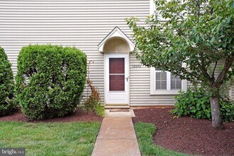 1207 Yarmouth Ln in Mount Laurel, NJ - Building Photo - Building Photo