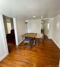 28 Compton St-Unit -2 in New Haven, CT - Building Photo - Building Photo