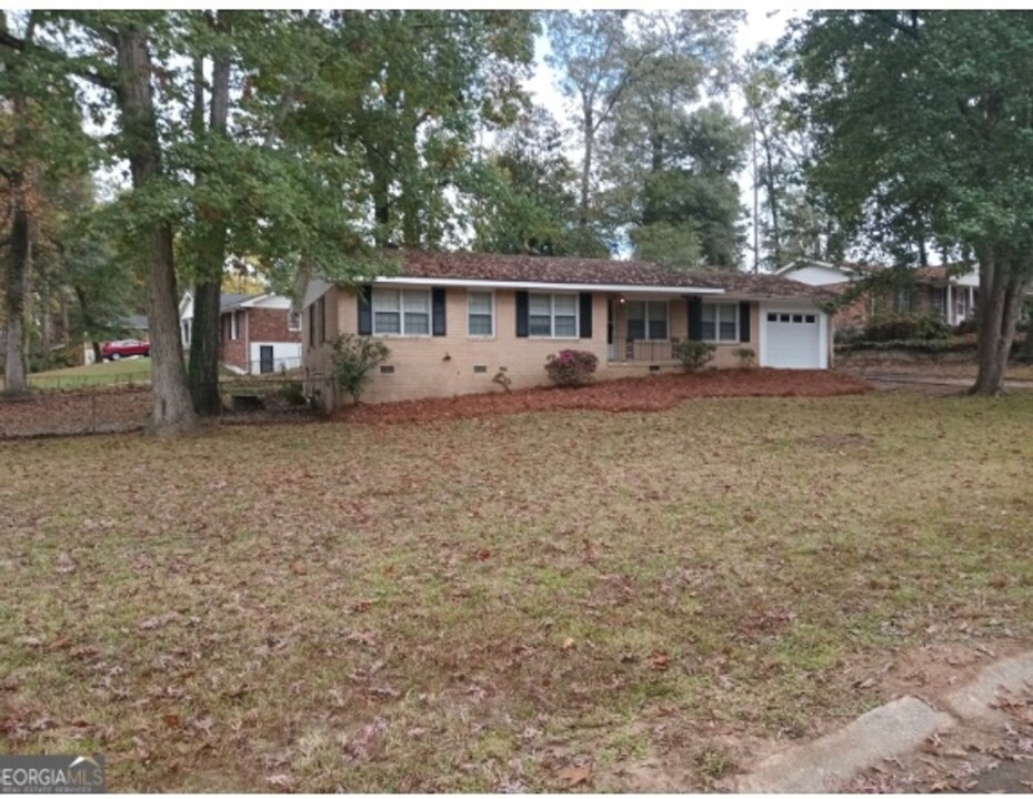 6696 Archer Ln in Jonesboro, GA - Building Photo