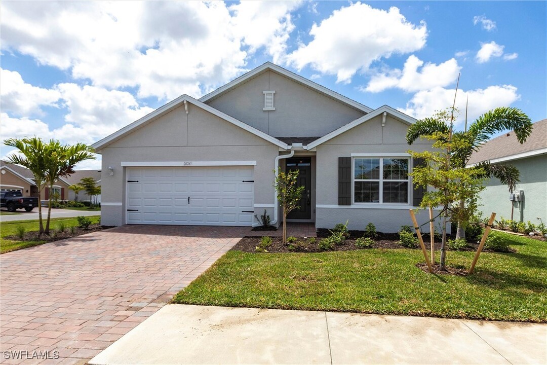 20241 Camino Torcido Lp in North Fort Myers, FL - Building Photo