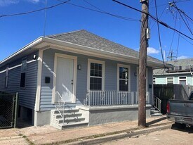 2322 St Andrew St in New Orleans, LA - Building Photo
