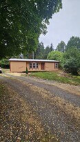 8738 Boxwood Ct SE in Yelm, WA - Building Photo
