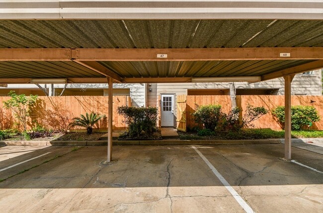 10615 Briar Forest Dr