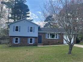 1215 Patrick Dr in Fayetteville, NC - Building Photo