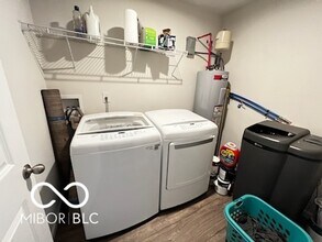 315 Dietz Dr in Greenwood, IN - Building Photo - Building Photo