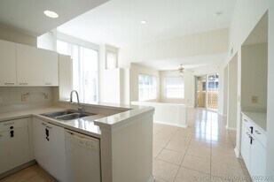 4791 Via Palm Lakes in West Palm Beach, FL - Building Photo