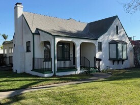 1201 S Van Ness Ave in Santa Ana, CA - Building Photo