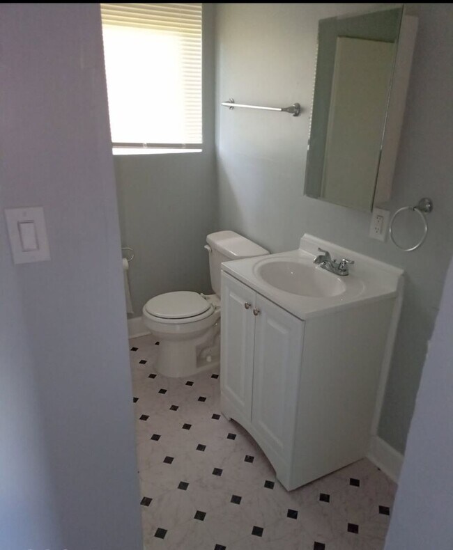 205 4th St in Ft. Myers, FL - Building Photo - Building Photo