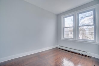 678 Liberty Ave in Jersey City, NJ - Building Photo - Building Photo