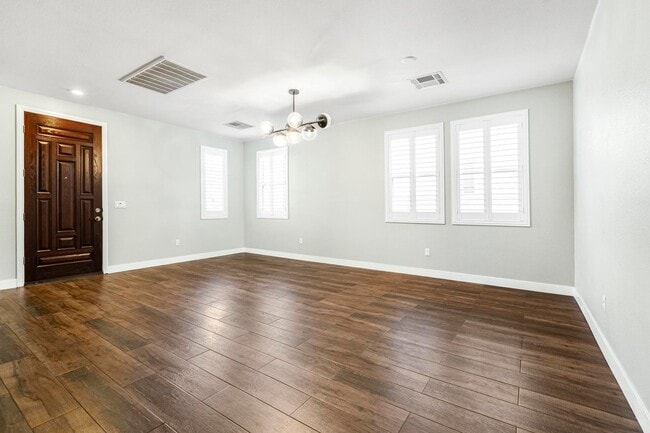 11900 Love Orchid Ln in Las Vegas, NV - Building Photo - Building Photo