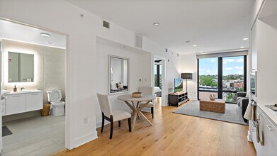 1852 7th St NW in Washington, DC - Building Photo - Building Photo