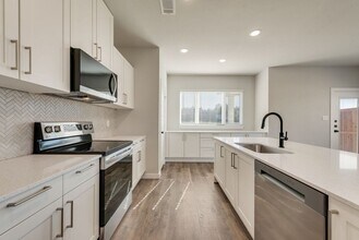 4254 Clovis St in Midlothian, TX - Foto de edificio - Building Photo