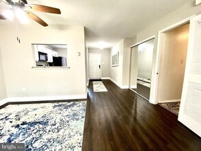 803 Chesterwood Ct in Evesham, NJ - Building Photo - Building Photo