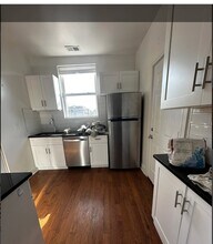 1155 W Lunt Ave, Unit 3 in Chicago, IL - Foto de edificio - Building Photo