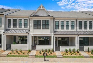 726 Stickley Oak Way in Woodstock, GA - Building Photo - Building Photo