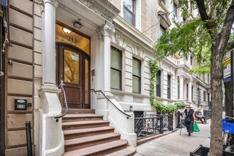 213 W 85th St in New York, NY - Foto de edificio - Building Photo