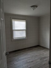 2945 Schofield Ave, Unit 2945 in Indianapolis, IN - Building Photo - Building Photo