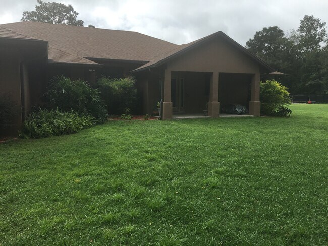 property at 3135 NE 49th St