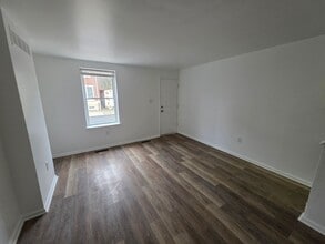 2208 Lamotte St in Wilmington, DE - Building Photo - Building Photo