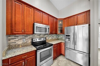 3326 SW 8th St in Cape Coral, FL - Building Photo - Building Photo