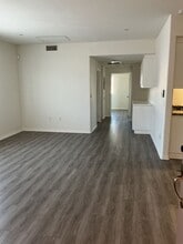 17230 Newhope St in Fountain Valley, CA - Building Photo - Building Photo