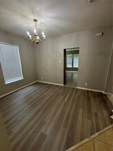 219 Hiver St in Kyle, TX - Building Photo - Building Photo