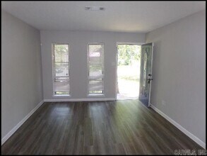 1000 Stirrup Pl in Jacksonville, AR - Building Photo - Building Photo