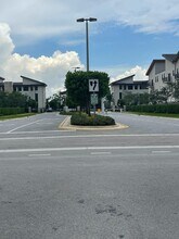 10431 NW 82nd St, Unit 7 in Doral, FL - Building Photo - Building Photo