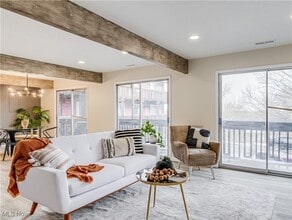 2550 Chamberlain Rd in Fairlawn, OH - Building Photo - Building Photo