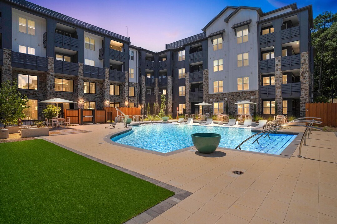 Tapestry Overbrook in Mcdonough, GA - Foto de edificio