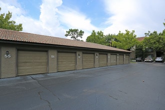 Estates at Countryside in Clearwater, FL - Foto de edificio - Building Photo